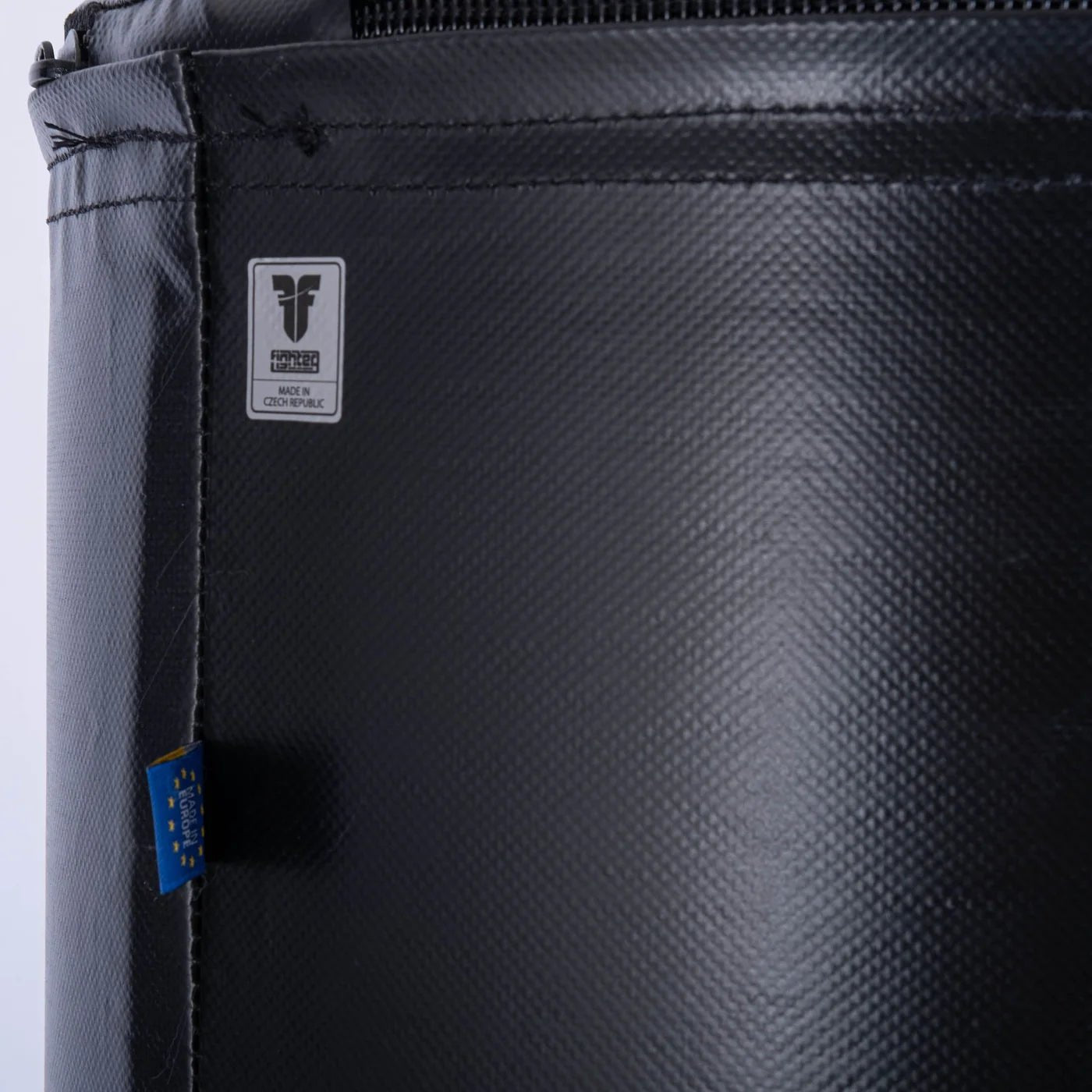 FIGHTER frittstående boksesekk Classic - Svart og gull - CombatStore.no