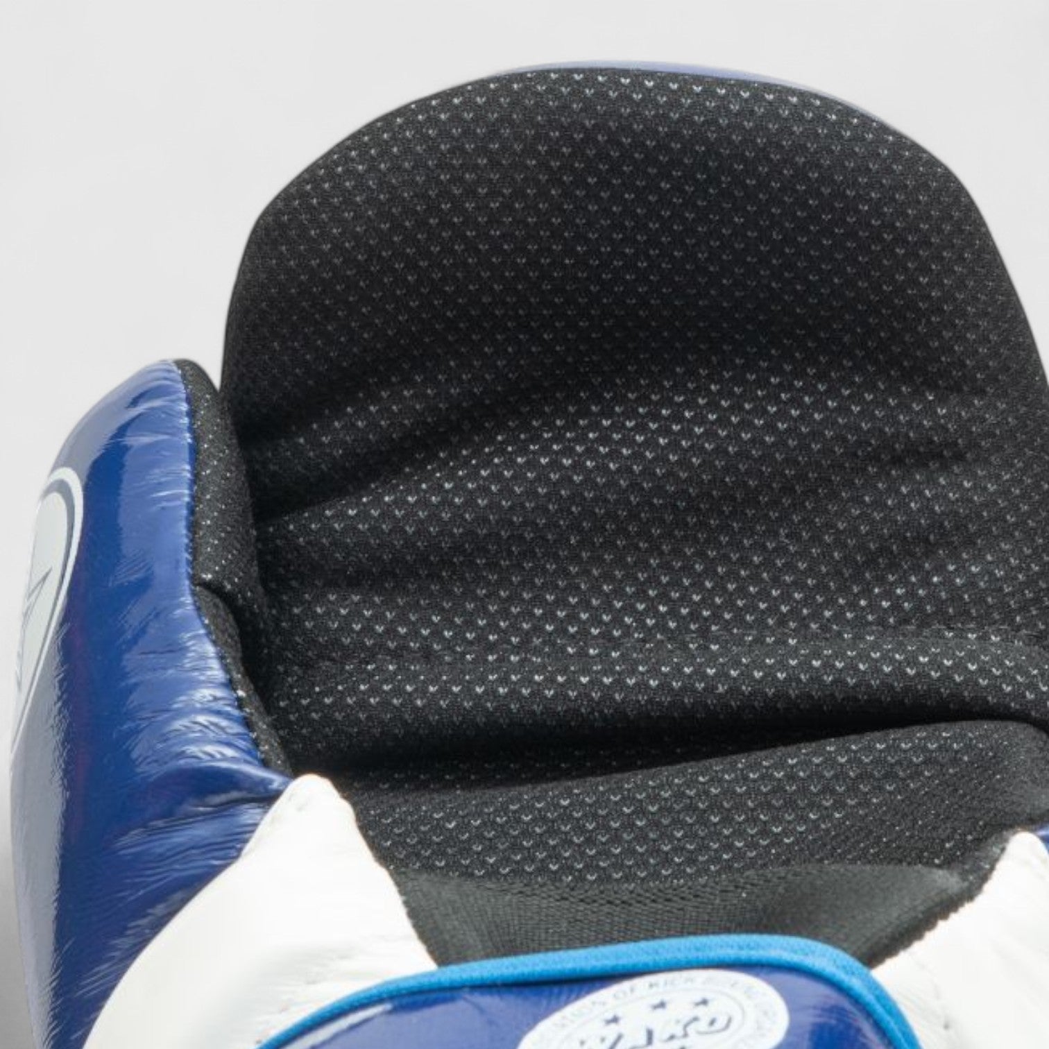 TOP TEN WAKO Glossy Pointfighter/Semikontakthansker - CombatStore.no