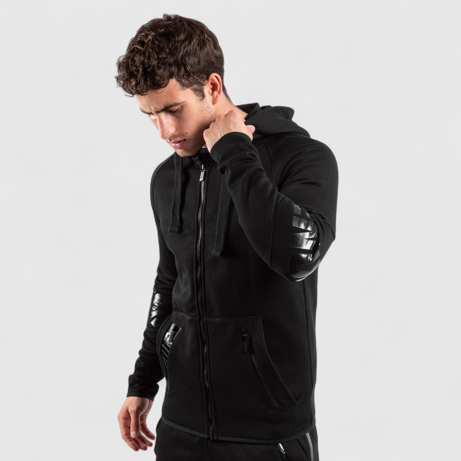 VENUM Contender 3.0 Hettejakke - Svart/Svart - CombatStore.no