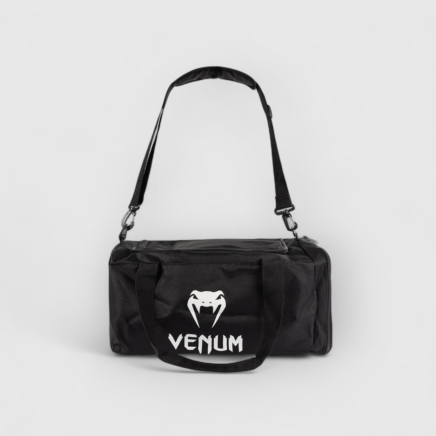 VENUM Essential Sportsbag - Combat Store AS