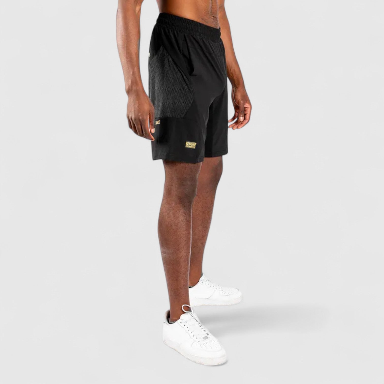 VENUM G - FIT Treningsshorts - Svart/Gull - CombatStore.no