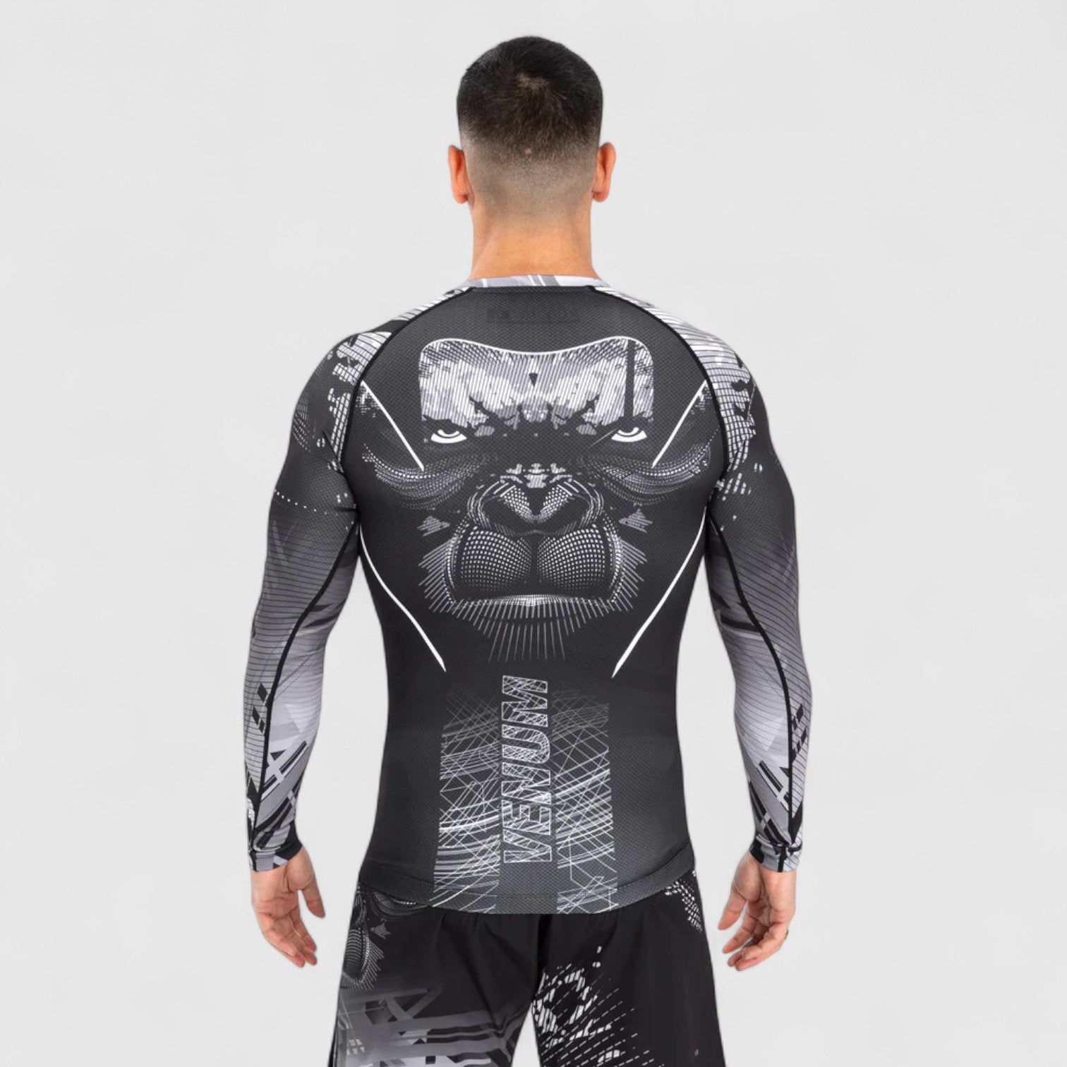 VENUM Gorilla Jungle rashguard med lange armer - CombatStore.no