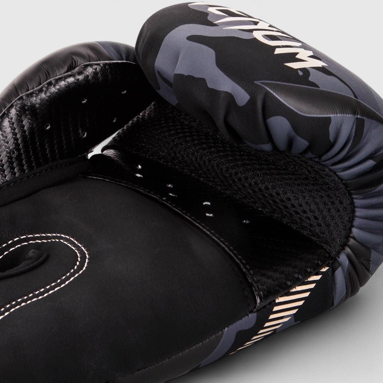 VENUM Impact Boksehansker - Mørk/Camo - CombatStore.no