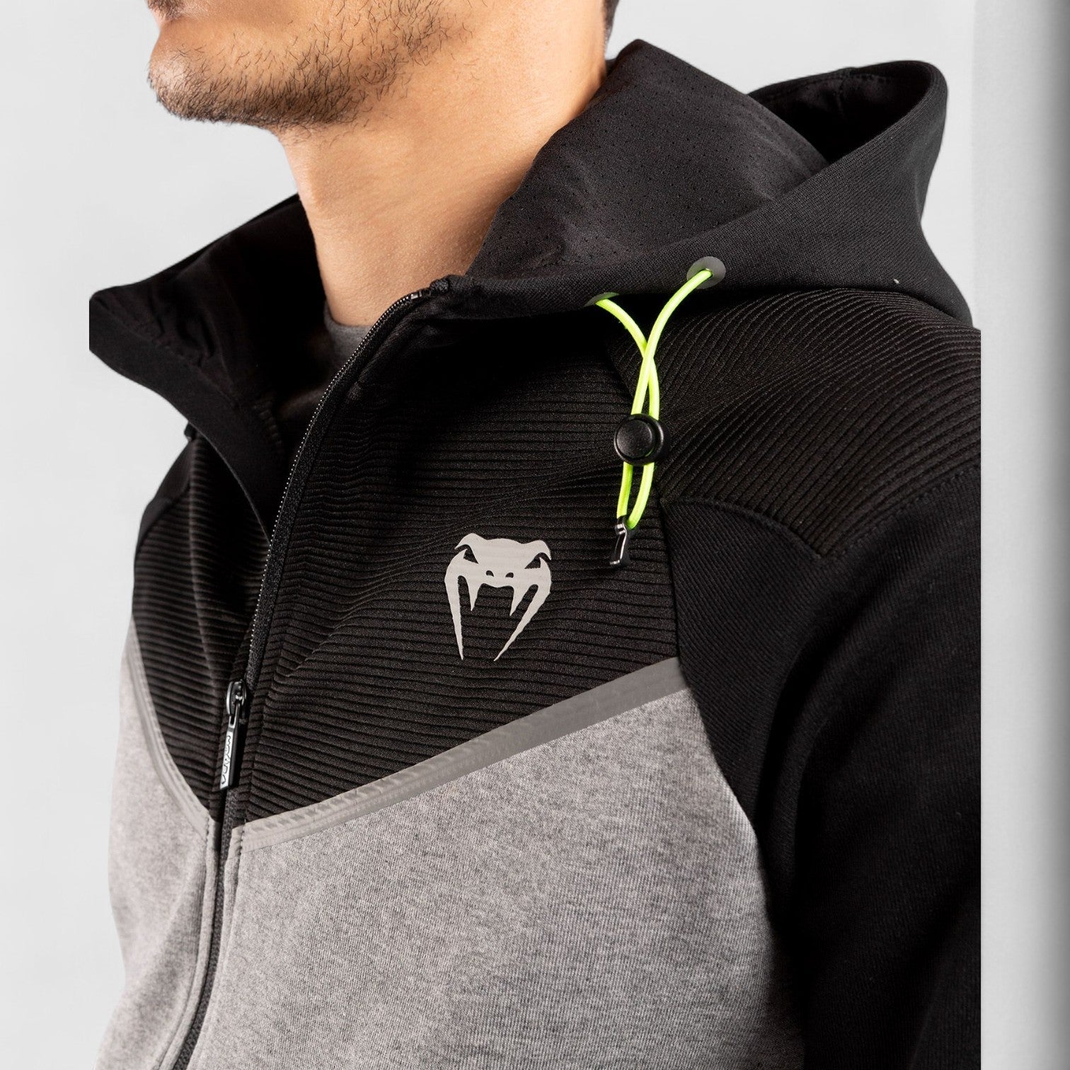 VENUM Laser Evo 2.0 Hettejakke - Svart/Grå - CombatStore.no