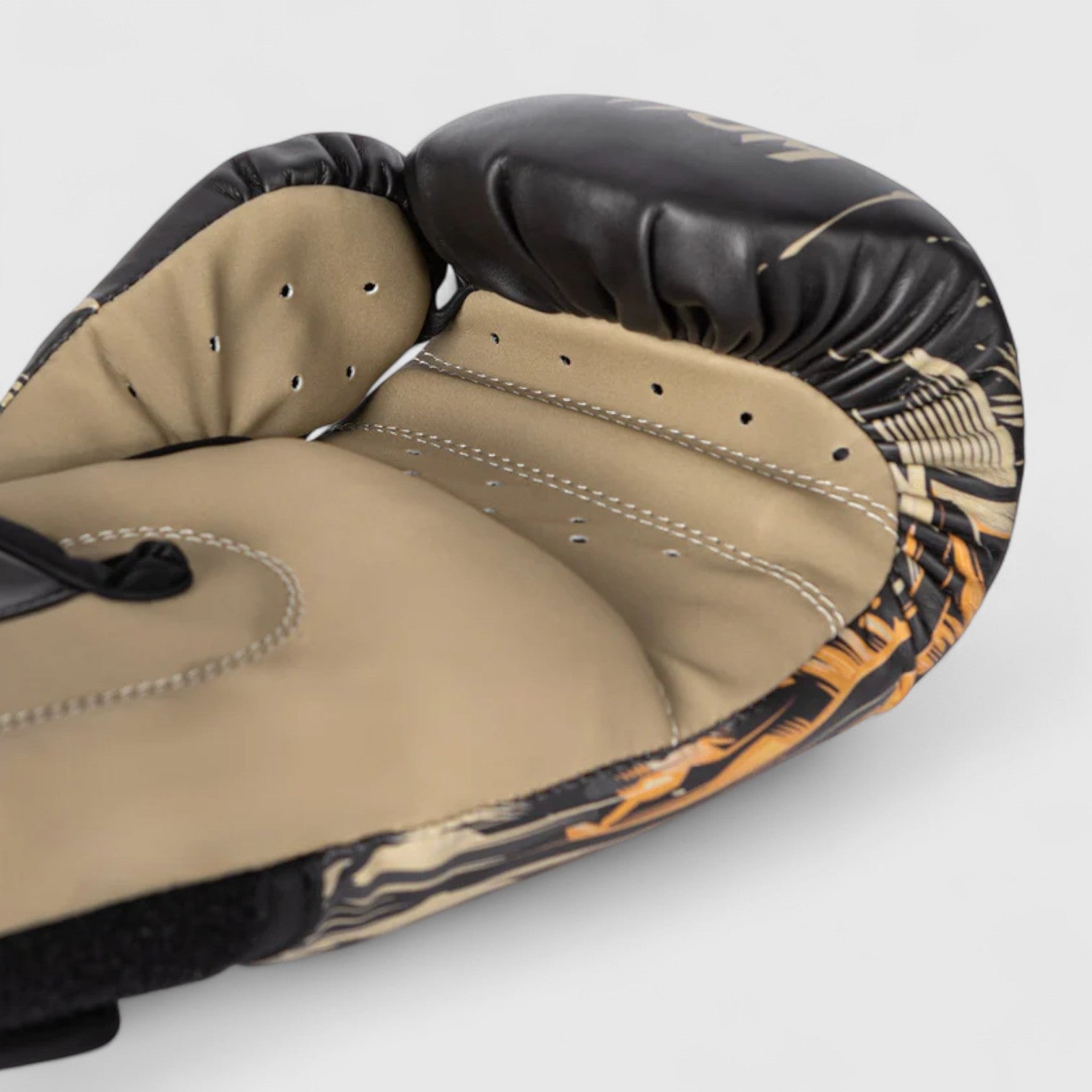 VENUM TIGER Boksehansker - CombatStore.no