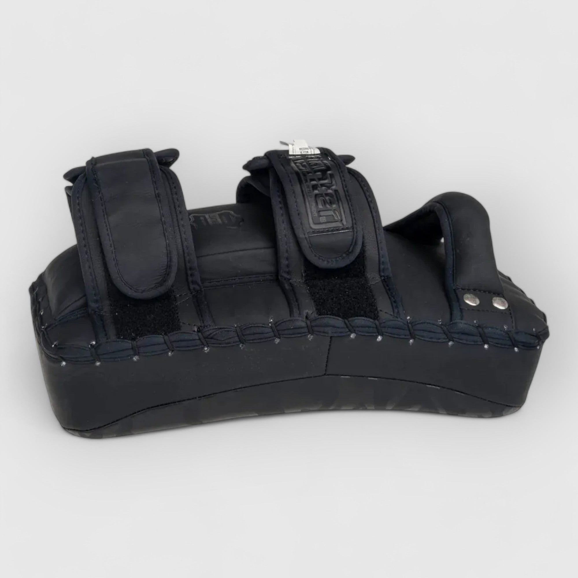 FIGHTER Thai - Puter i ekte skinn (selges pr stk) - CombatStore.no