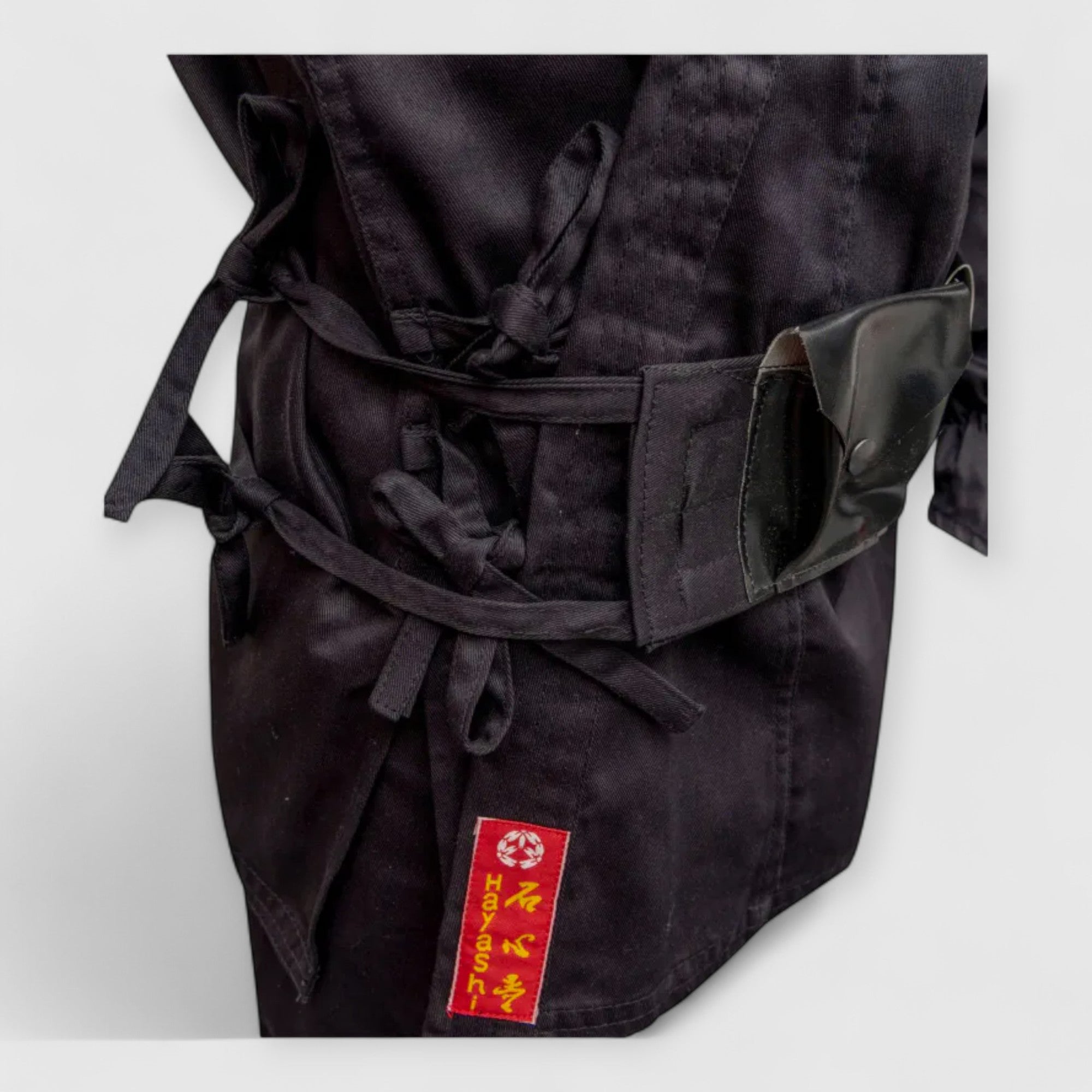 HAYASHI Ninjadrakt med utstyr - CombatStore.no