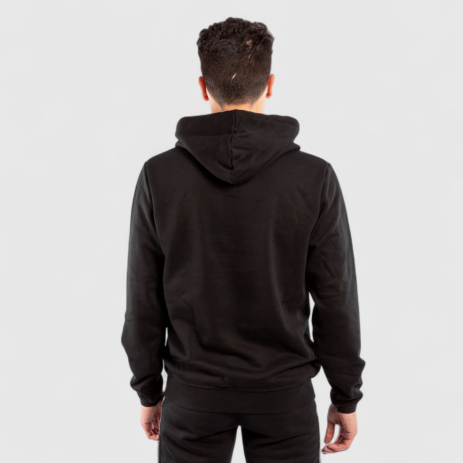 VENUM Classic Hettegenser - Svart/Svart - CombatStore.no