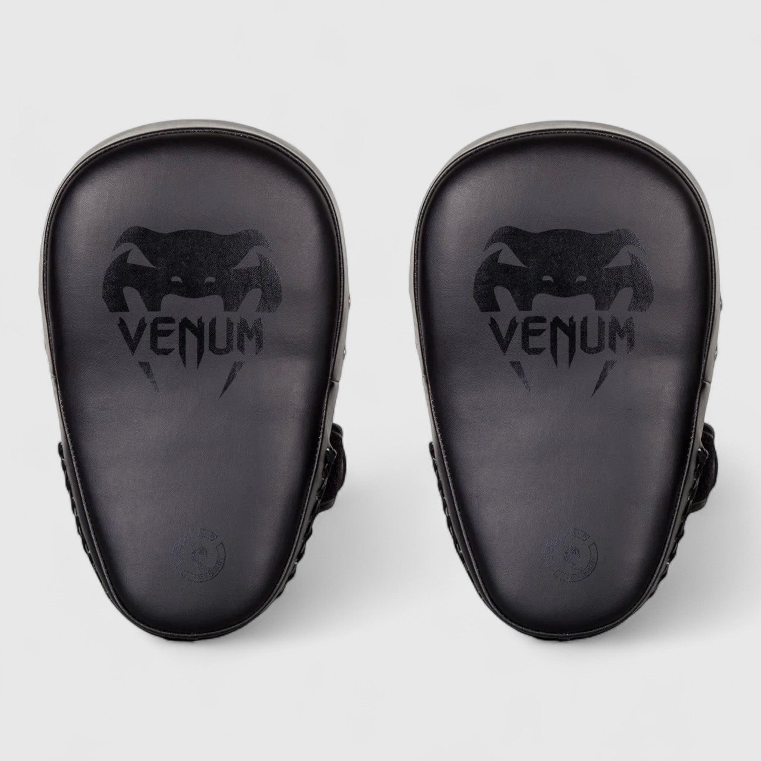 VENUM Elite Små Focus mitts slagputer - Par - CombatStore.no