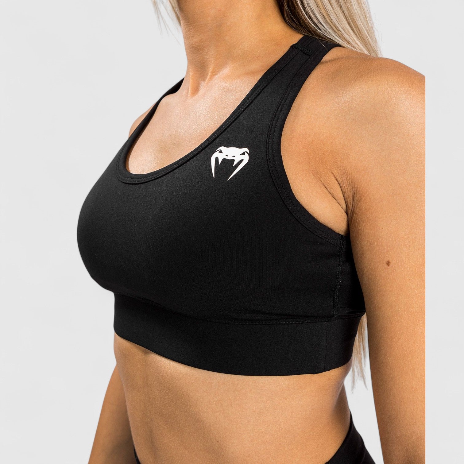 VENUM Essential Medium Impact Sports - BH - CombatStore.no