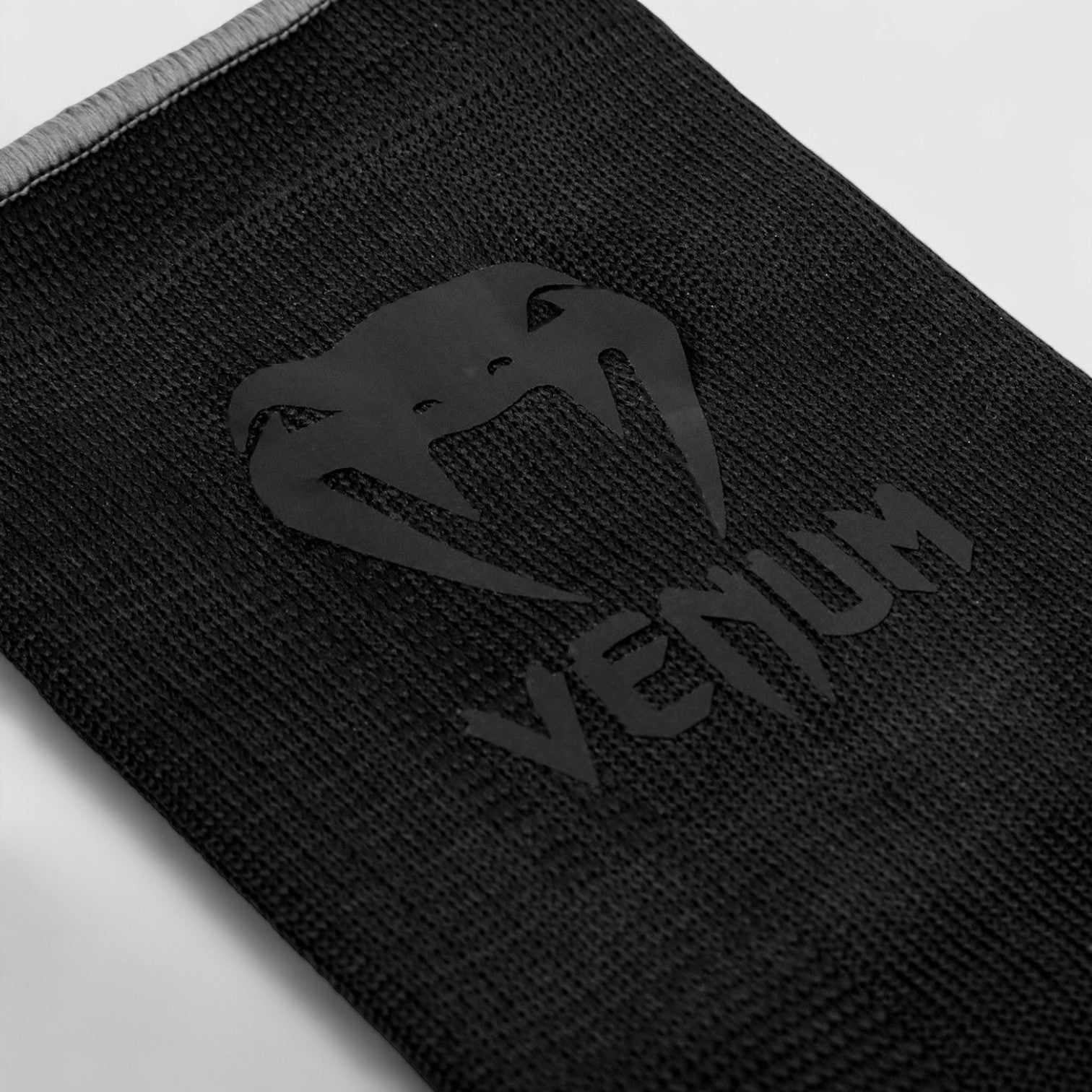 VENUM Kontact Ankelbeskyttere - Svart - CombatStore.no