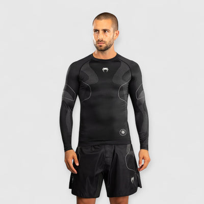 VENUM Nexus Rashguard med lange ermer - CombatStore.no