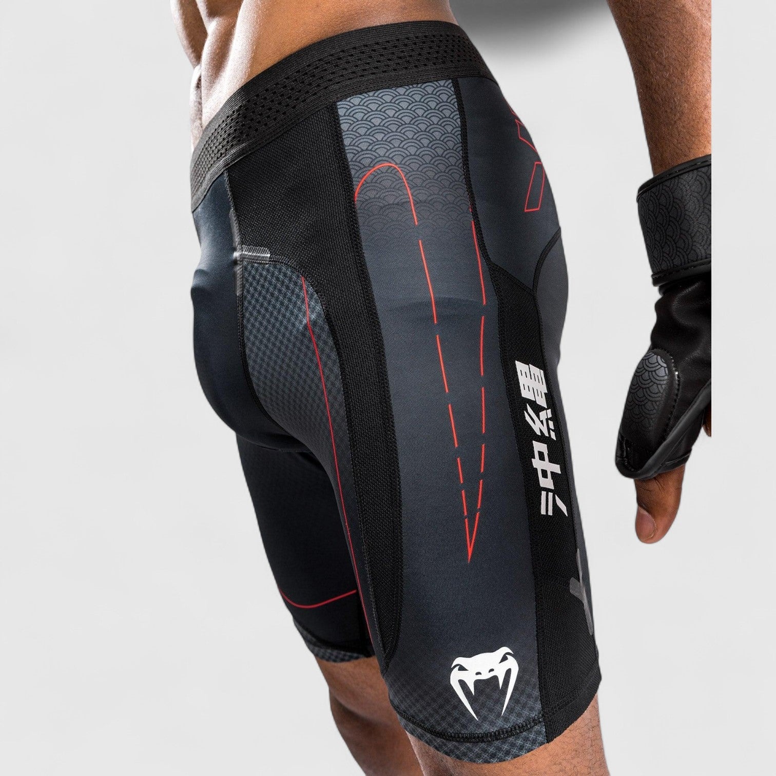 VENUM Okinawa 3.0 Vale Tudo Shorts - CombatStore.no