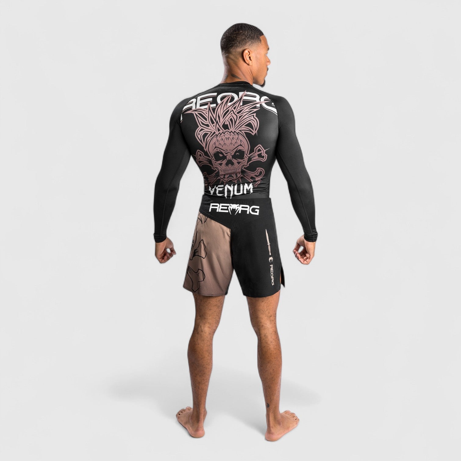 VENUM REORG Kampshorts Svart - CombatStore.no