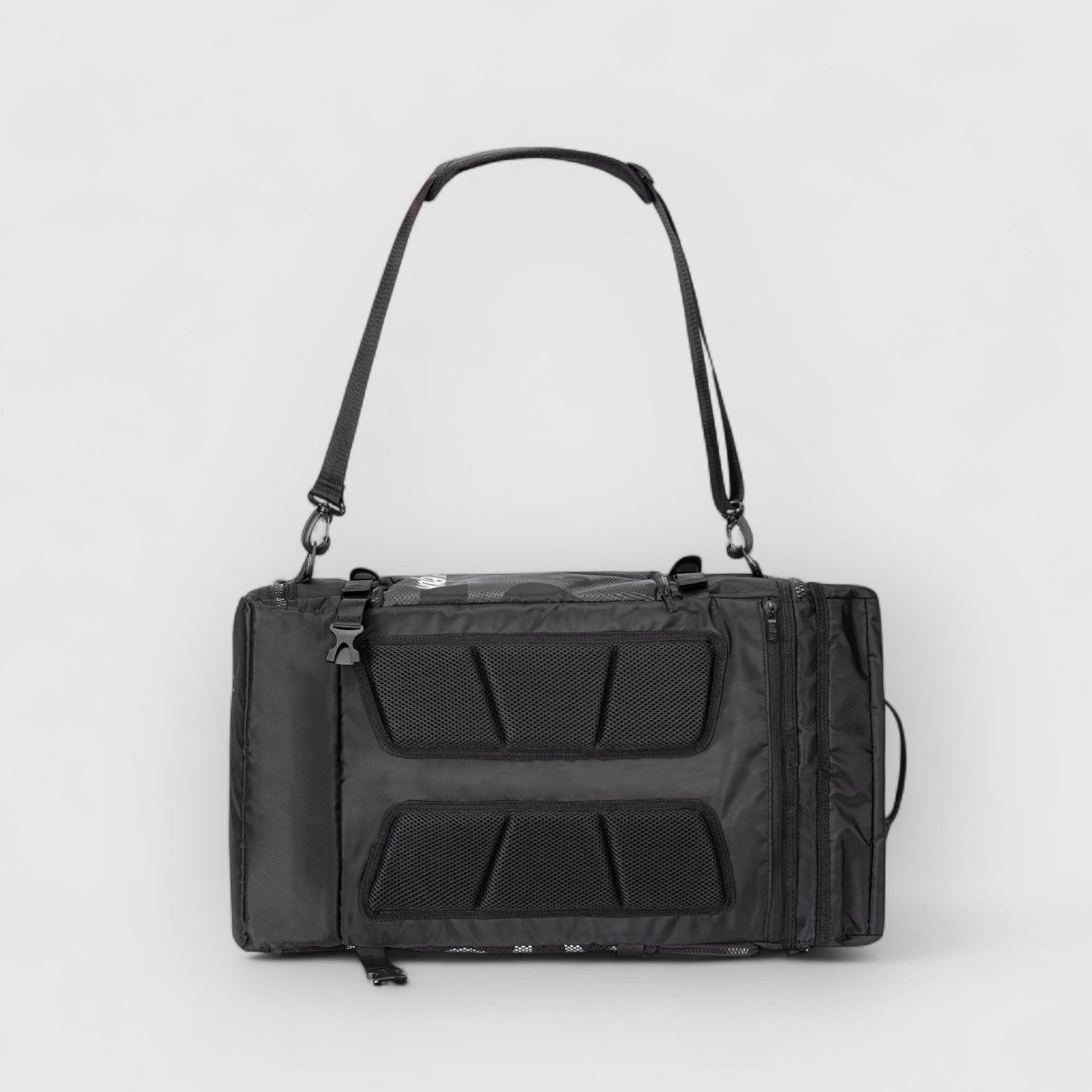 VENUM Shockwave Sportsbag og ryggsekk - Combat Store AS