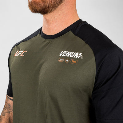 VENUM UFC ADRENALINE Dry - Tech T - skjorte Kaki - CombatStore.no