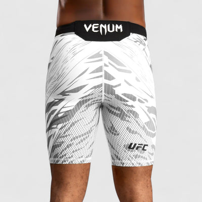VENUM UFC Fusion Fight Night Vale Tudo Fight Shorts Hvit - CombatStore.no