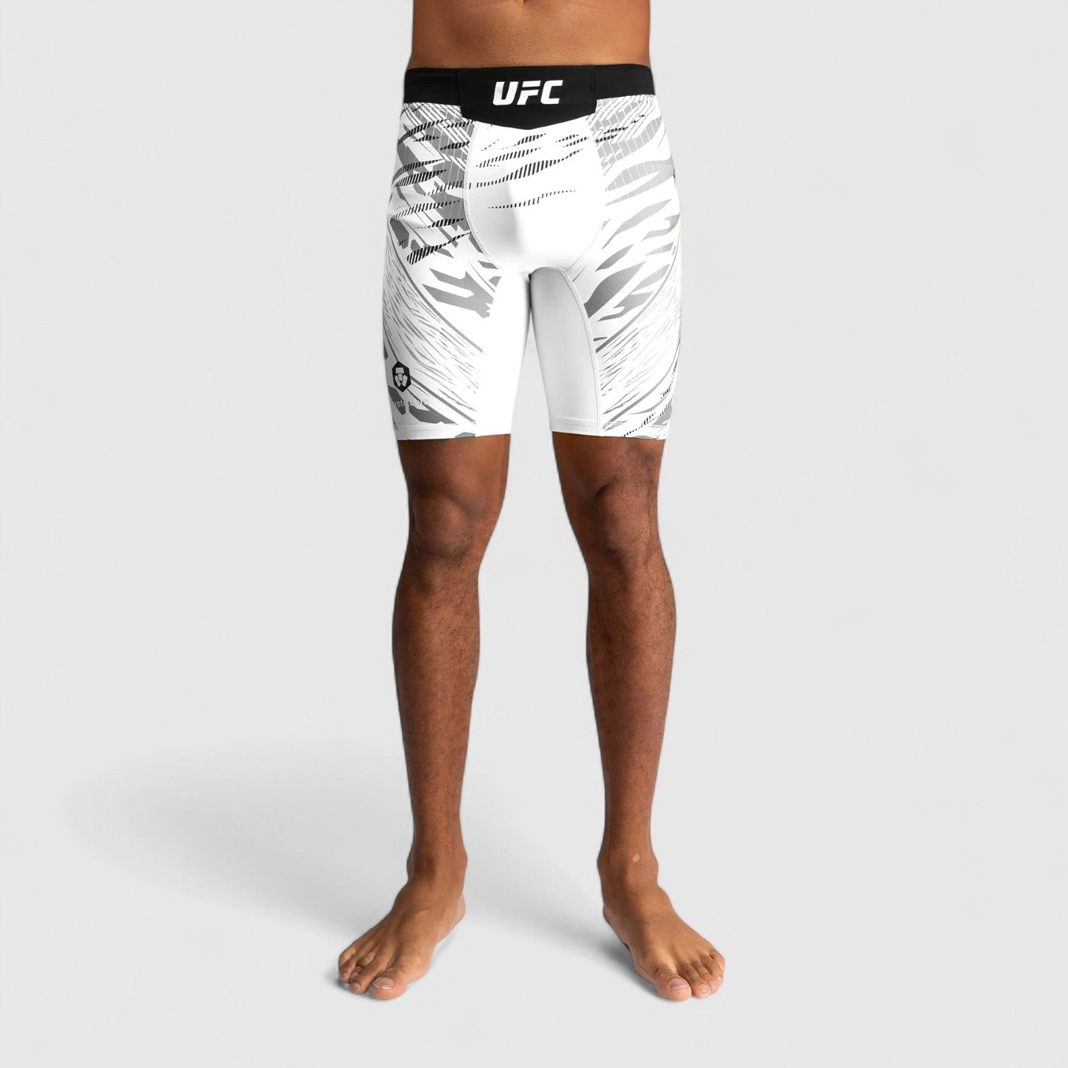 VENUM UFC Fusion Fight Night Vale Tudo Fight Shorts Hvit - CombatStore.no